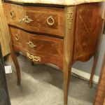 813 5760 CHEST OF DRAWERS